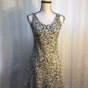 Ann Taylor floral pattern dress size 2P